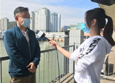集團(tuán)公司總經(jīng)理助理、高速客輪公司董事長(zhǎng)梁凱斌就新冠肺炎疫情防控及企業(yè)復(fù)工復(fù)產(chǎn)接受珠海電視臺(tái)專(zhuān)題采訪(fǎng)
